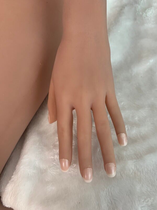 Natalia FULL-SIZED REALISTIC SEX DOLL An adorably mischievous girl Height 5' 4" (163cm)