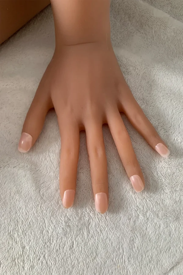 Nicolette FULL-SIZED REALISTIC SEX DOLL A girl with feral charm Height 5' 5" (165cm)